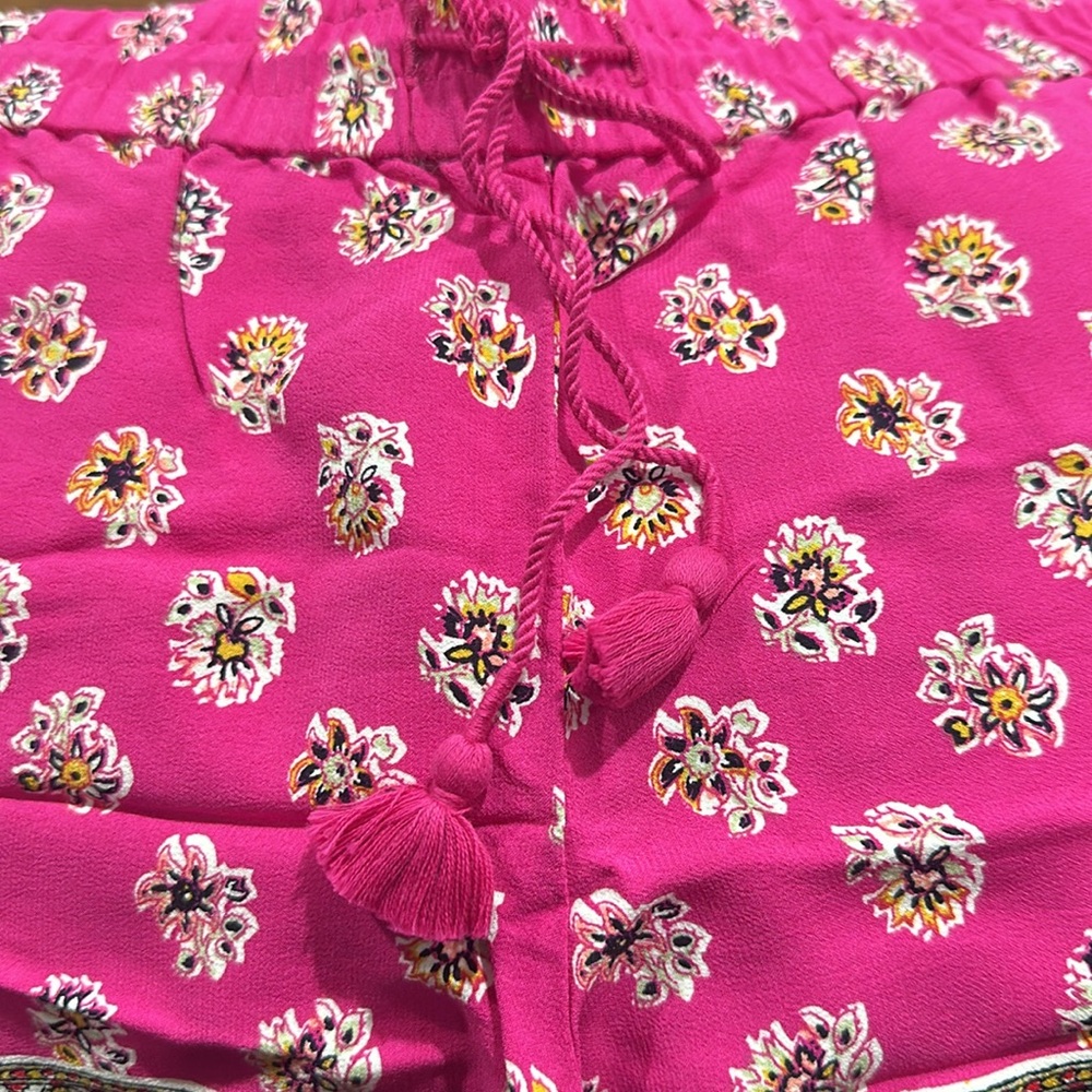 LOFT Border Floral Fluid Drawstring Short Small - Picture 9 of 9